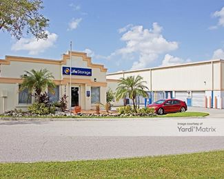 Photo 2 of Extra Space Storage - 2201 Fruitville Road, Sarasota, FL