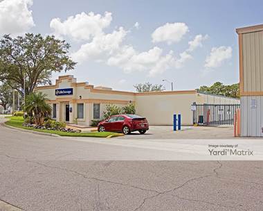 Storage Units for Rent available at 2201 Fruitville Road, Sarasota, FL 34237