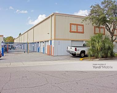 Storage Units for Rent available at 2201 Fruitville Road, Sarasota, FL 34237