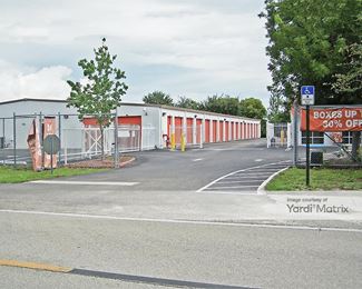 Photo 2 of Public Storage - 11181 Kelly Road, Fort Myers, FL
