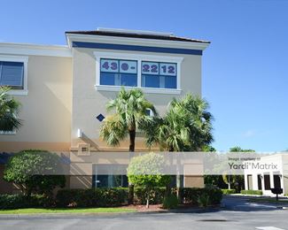 Photo 2 of Lock Up Self Storage, The - 1200 Pine Ridge Road, Naples, FL