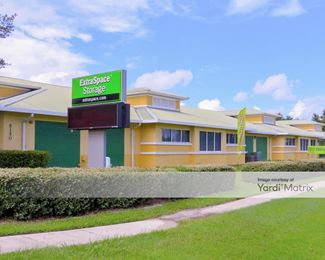 Photo 6 of Public Storage - 5150 University Pkwy, Sarasota, FL