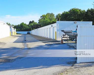 Storage Units for Rent available at 2900 US 301, Ellenton, FL 34222