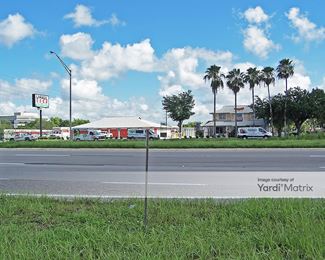 Photo 5 of Public Storage - 3232 Colonial Blvd, Fort Myers, FL