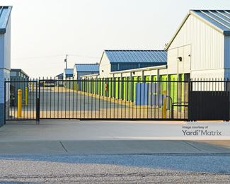 Photo 4 of Extra Space Storage - 520 West Williamsburg Road, Sandston, VA