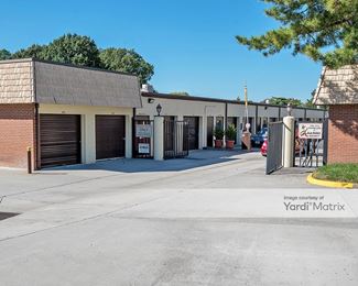 Photo 2 of Jack Rabbit Storage - 4664 North Witchduck Road, Virginia Beach, VA