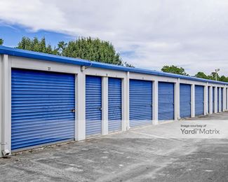 Photo 2 of Potter Self Storage - 1328 North Great Neck Road, Virginia Beach, VA