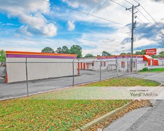 Photo 4 of Public Storage - 1205 West Pembroke Avenue, Hampton, VA