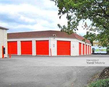 Storage Units for Rent available at 1202 SE 82nd Avenue, Portland, OR 97216