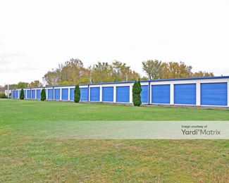 Photo 2 of America Stores-It - 774 Malden Road, Mattydale, NY