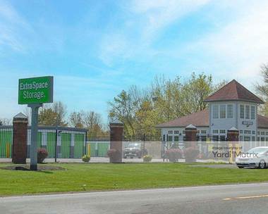 Storage Units for Rent available at 5666 State Route 31, Cicero, NY 13039