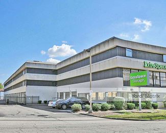 Photo 2 of Extra Space Storage - 300 Allwood Road, Clifton, NJ