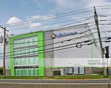 Storage Units for Rent available at 104 US-46, Lodi, NJ 07644