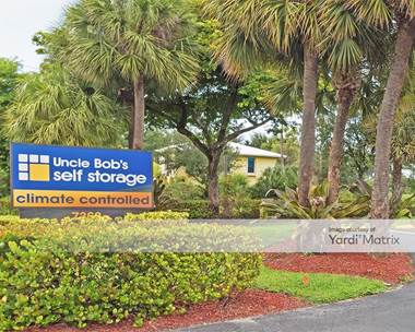 Storage Units for Rent available at 7363 Lake Worth Road, Lake Worth, FL 33467