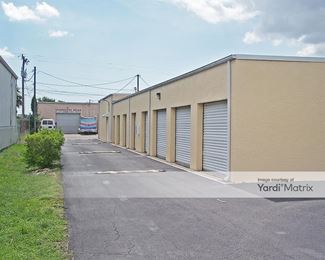 Photo 3 of X-S STORAGE - 908 SE 14th Avenue, Cape Coral, FL