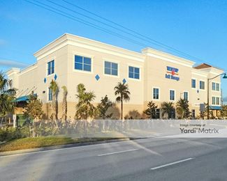 Photo 3 of Lock Up Self Storage, The - 13015 Livingston Road, Naples, FL