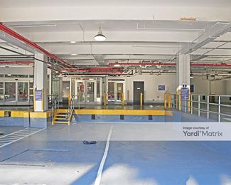 Photo 5 of Manhattan Mini Storage - 5030 Broadway, New York, NY