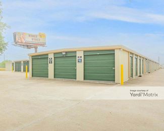 Photo 2 of Another Closet Self Storage - 3313 South Expressway 281, Edinburg, TX