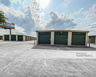 Photo 4 of Another Closet Self Storage - 3313 South Expressway 281, Edinburg, TX