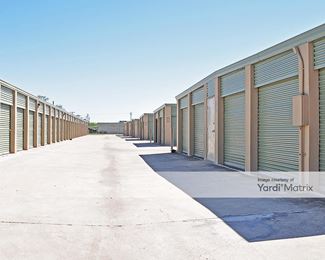Photo 4 of Move It Self Storage - 513 West Loop 499, Harlingen, TX