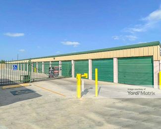 Photo 3 of Move It Self Storage - 654 Frontage Road, Brownsville, TX