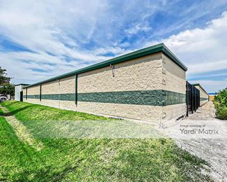 Photo 5 of Move It Self Storage - 6101 South Cage Blvd, Pharr, TX