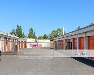 Photo 2 of Public Storage - 1203 SE Tualatin Valley Hwy, Hillsboro, OR