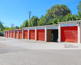 Photo 4 of Public Storage - 1921 North Gantenbein Avenue, Portland, OR