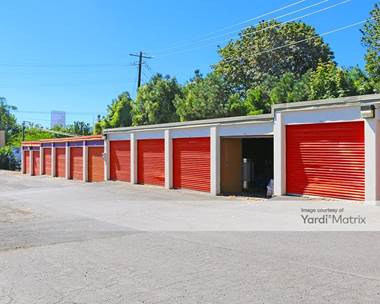 Storage Units for Rent available at 1921 North Gantenbein Avenue, Portland, OR 97227