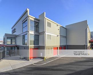 Photo 1 of Security Public Storage - 2088 NW Vaughn Street, Portland, OR