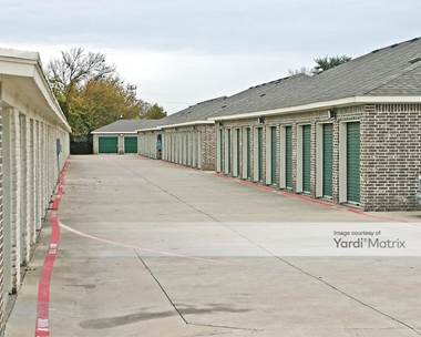 Storage Units for Rent available at 1404 West Pioneer Drive, Irving, TX 75061
