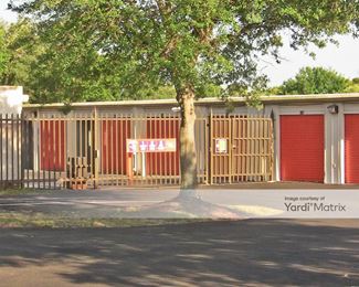Photo 3 of Public Storage - 1155 Providence Road, Brandon, FL
