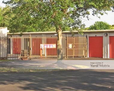 Storage Units for Rent available at 1155 Providence Road, Brandon, FL 33511