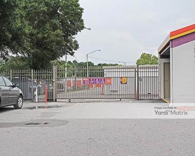 Storage Units for Rent available at 16079 US Highway 19 North, Clearwater, FL 33764