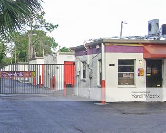 Photo 2 of Public Storage - 13611 North 15th Street, Tampa, FL
