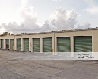 Photo 4 of Center Park Self Storage - 115 Banyan Street, Jupiter, FL