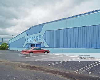 Photo 3 of Regency Mini Storage - 1616 North Florida Mango Road, West Palm Beach, FL