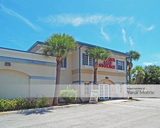 Photo 2 of Lantana Self Storage - 1930 Lantana Road, Lake Worth, FL