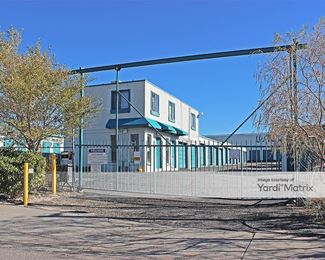Photo 2 of U-Stor-It - 2640 Baylor Drive SE, Albuquerque, NM