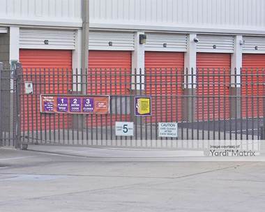 Storage Units for Rent available at 3413 West Hillsborough Avenue, Tampa, FL 33614
