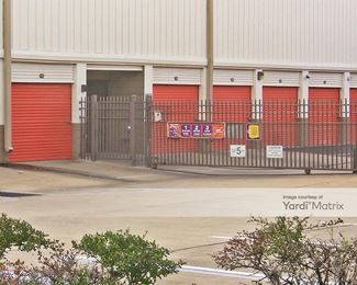 Photo 4 of Public Storage - 3413 West Hillsborough Avenue, Tampa, FL