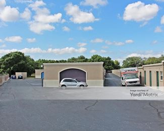Photo 5 of Storage Hub - 1500 East Busch Blvd, Tampa, FL