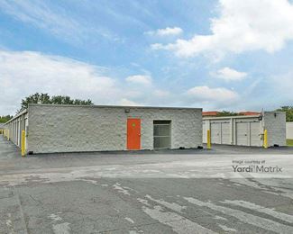 Photo 2 of iStorage - 2825 Jacks Road, Davenport, FL