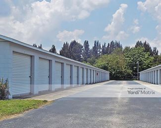 Photo 4 of Konger Warehouse-Storage - 4820 Cypress Gardens Road, Winter Haven, FL