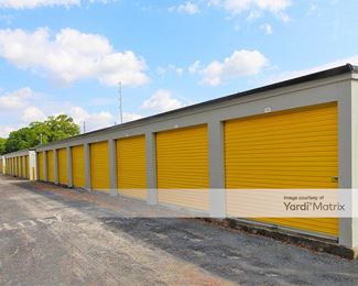 Photo 3 of Storage King USA - 38461 County Road 54, Zephyrhills, FL