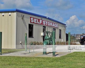 Photo 2 of First Choice Mini Storage - 8315 Florida 33, Lakeland, FL