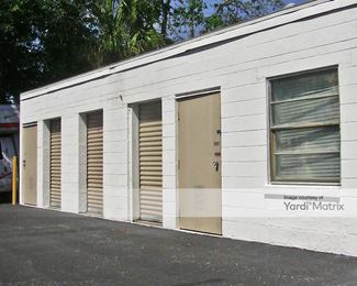 Photo 4 of People-s Choice Storage - 2108 Jelane Drive, Valrico, FL