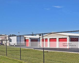 Photo 3 of Discount Mini Storage - 3709 Ventura Drive East, Lakeland, FL