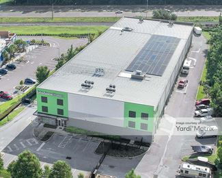 Photo 2 of Extra Space Storage - 21370 Walmart Way, Lutz, FL