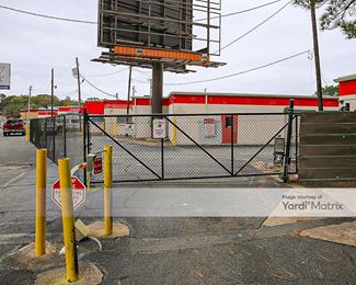Photo 2 of Storage Rentals of America - 7201 Interstate 30, Little Rock, AR